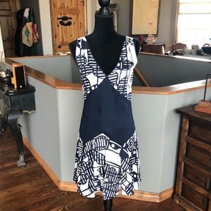 DIANE VON FURSTENBERG Flared Silk V-neck Dress